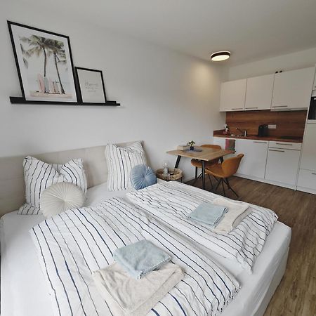 Ticasa Wave-Zentral-Outlet-Aufzug-Stylisch-Unique Метцинген Экстерьер фото